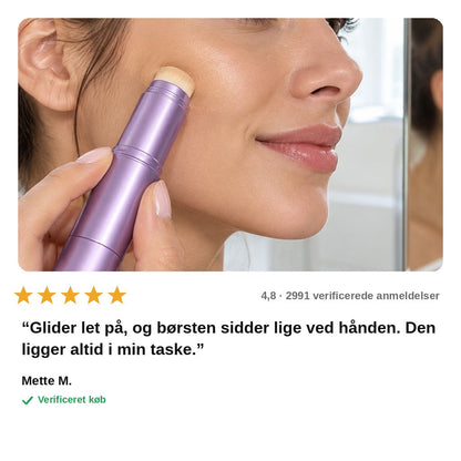 avis — Farveskiftende foundation-stick 2-i-1 med indbygget børste