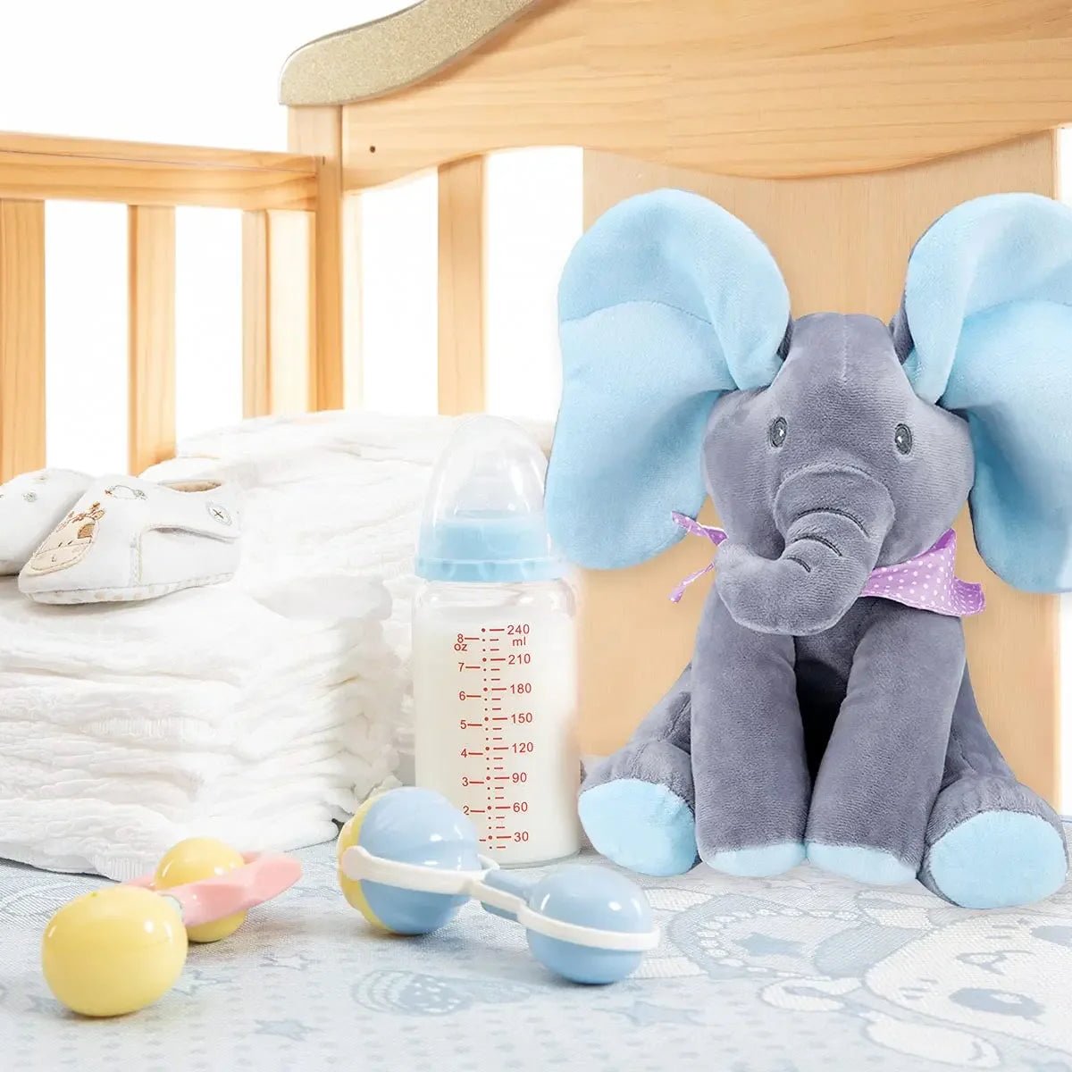 situation — Tittebøh-elefanten – interaktiv elefantbamse