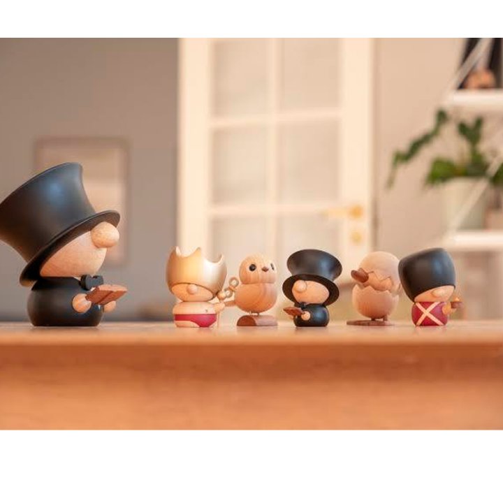 packshot — LivGarder™ – Lille malet træfigur af en dansk garder