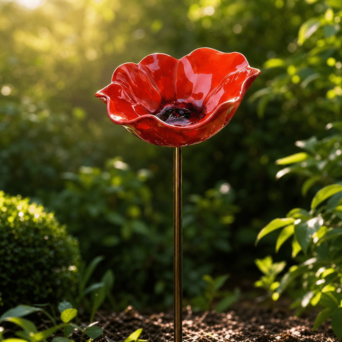 situation — Blomsterfuglebad på spyd – håndformet glaseret blomst til haven