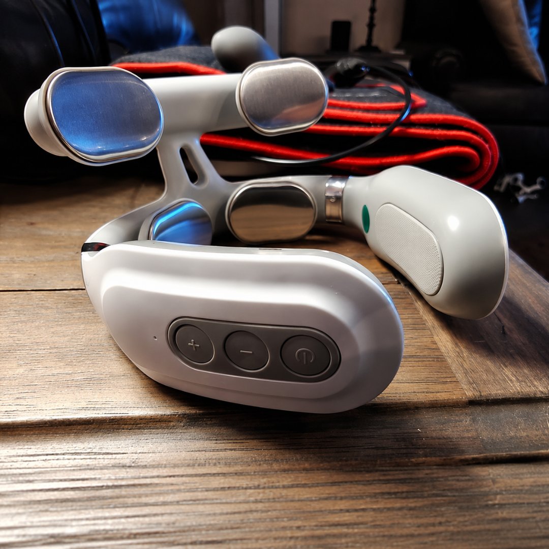 situation — EMS Nakkemassager med Varme – Trådløs og Let
