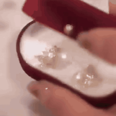 juletr-reringe-med-roterende-snefnug-1-1-gratis-2761-gifsec