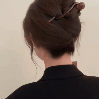 gif — Snoet hårklemme med perle – vintage-klemme der holder tykt og langt hår
