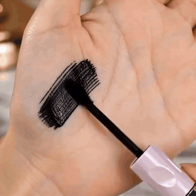 gif — VolumeCurl™ 2-i-1 Volumen & Krøl Mascara