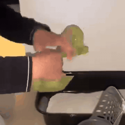 gif — Kattebakke skovl med affaldsbeholder og posedispenser – alt-i-én