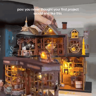 gif — Miniaturehus Byggesæt med LED – Magisk Butik i To Etager