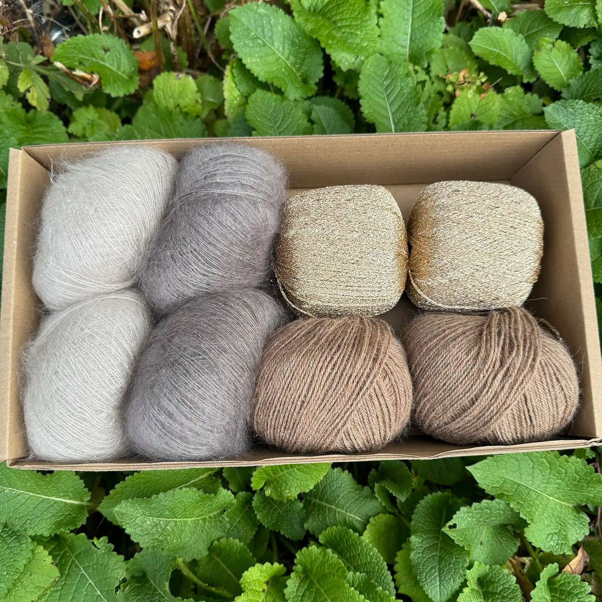 couleur Karamel — SilkeSky™ Strikkekit – blødt mohair-sjal til begyndere, inkl. opskrift og 8 nøgler