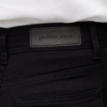 situation — Højtaljede sorte jeans – smal pasform med stretch