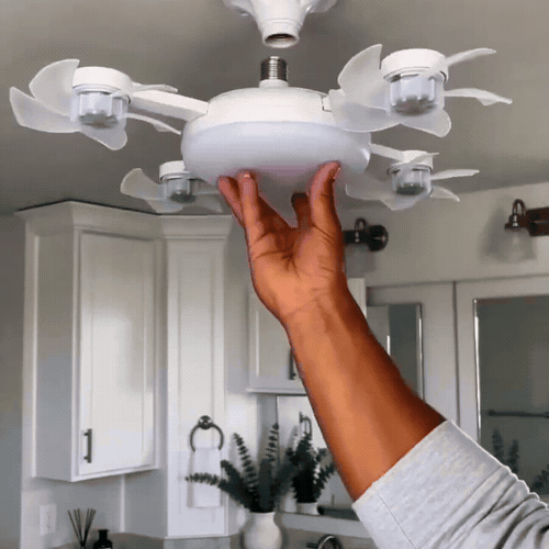 AeroLume skrues i loftlampens fatning