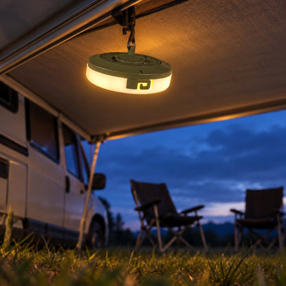 situation — Oprullelig campinglyskæde – 10 m varmt lys med magnet og indbygget powerbank