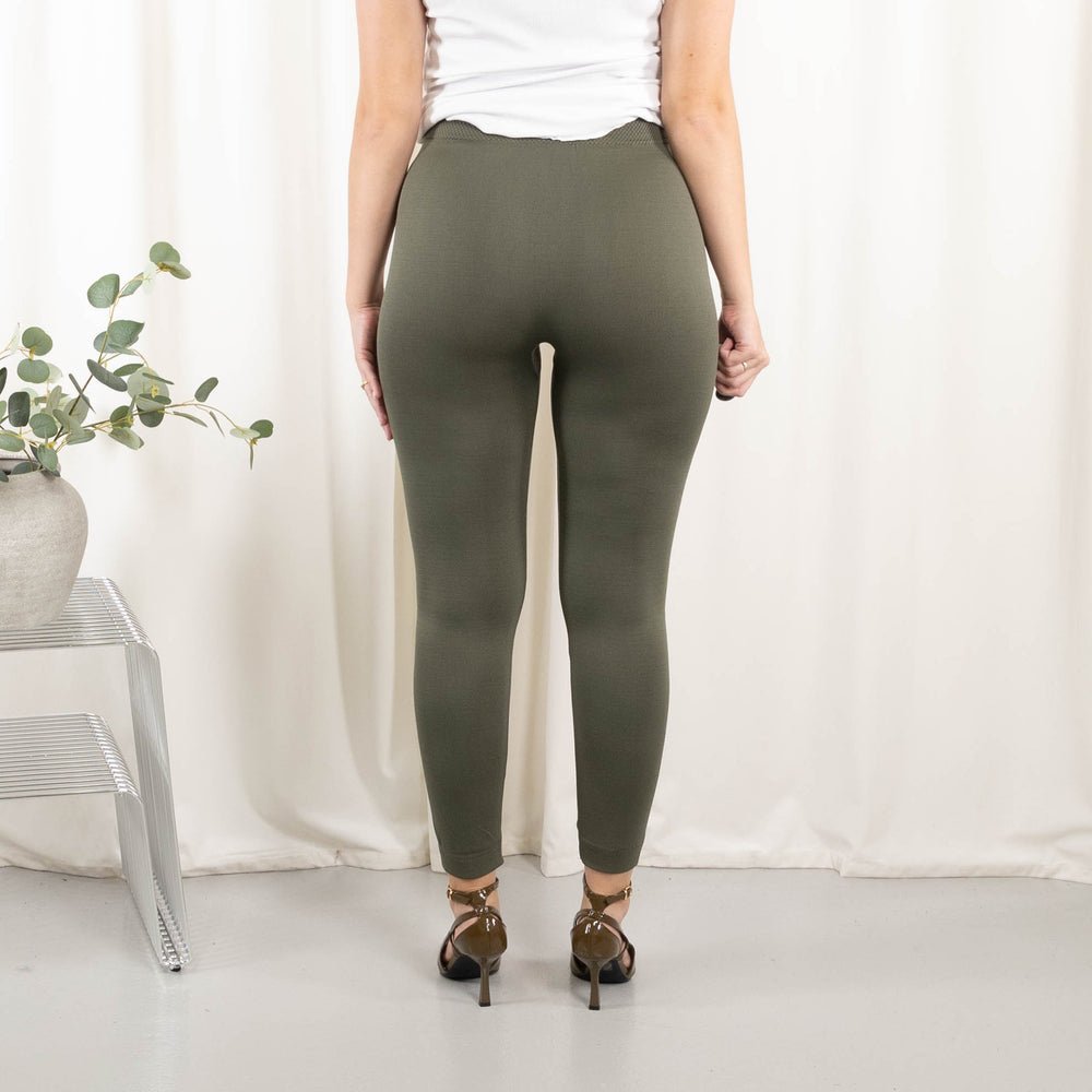 Legging polaire salviegrøn — porté, vue de face