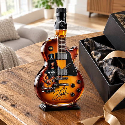 situation — Guitar Whisky Karaffel – samlerkaraffel i guitarform med gratis påfyldningstragt